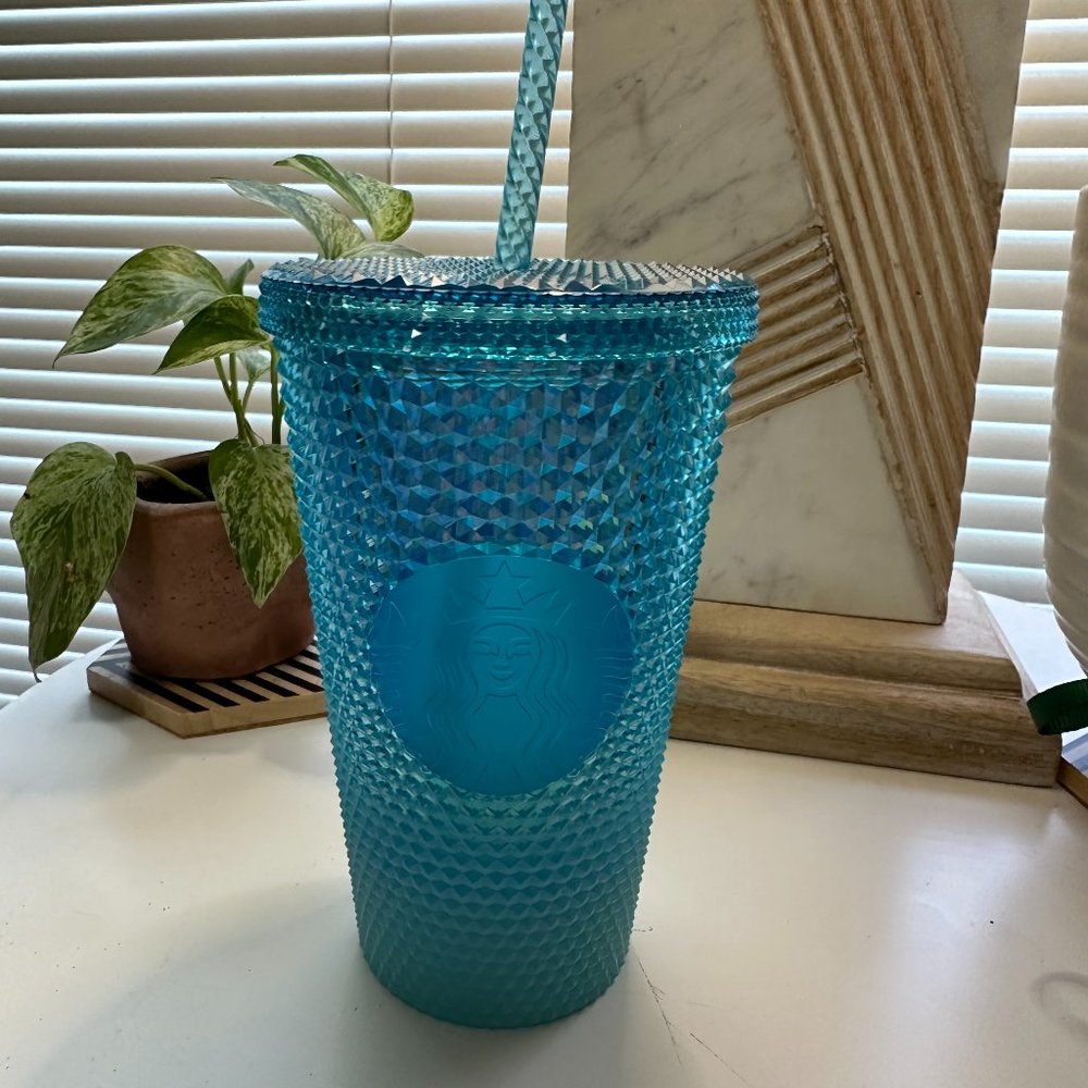 Starbucks 2023 Winter Gradient Blue Bling Ombre Studded 16 Oz Tumbler